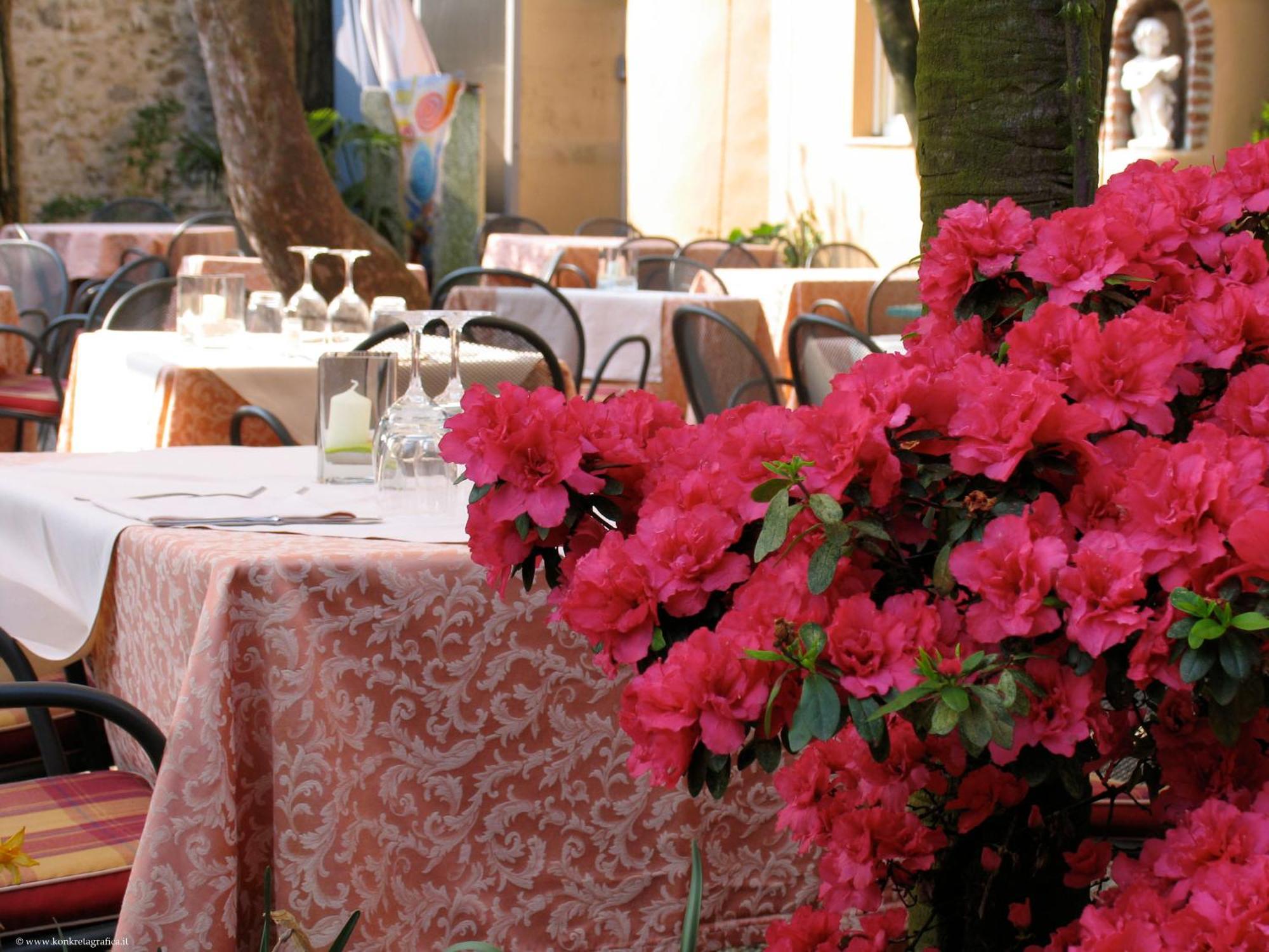 Hotel Antica Stallera Cannobio Exterior foto